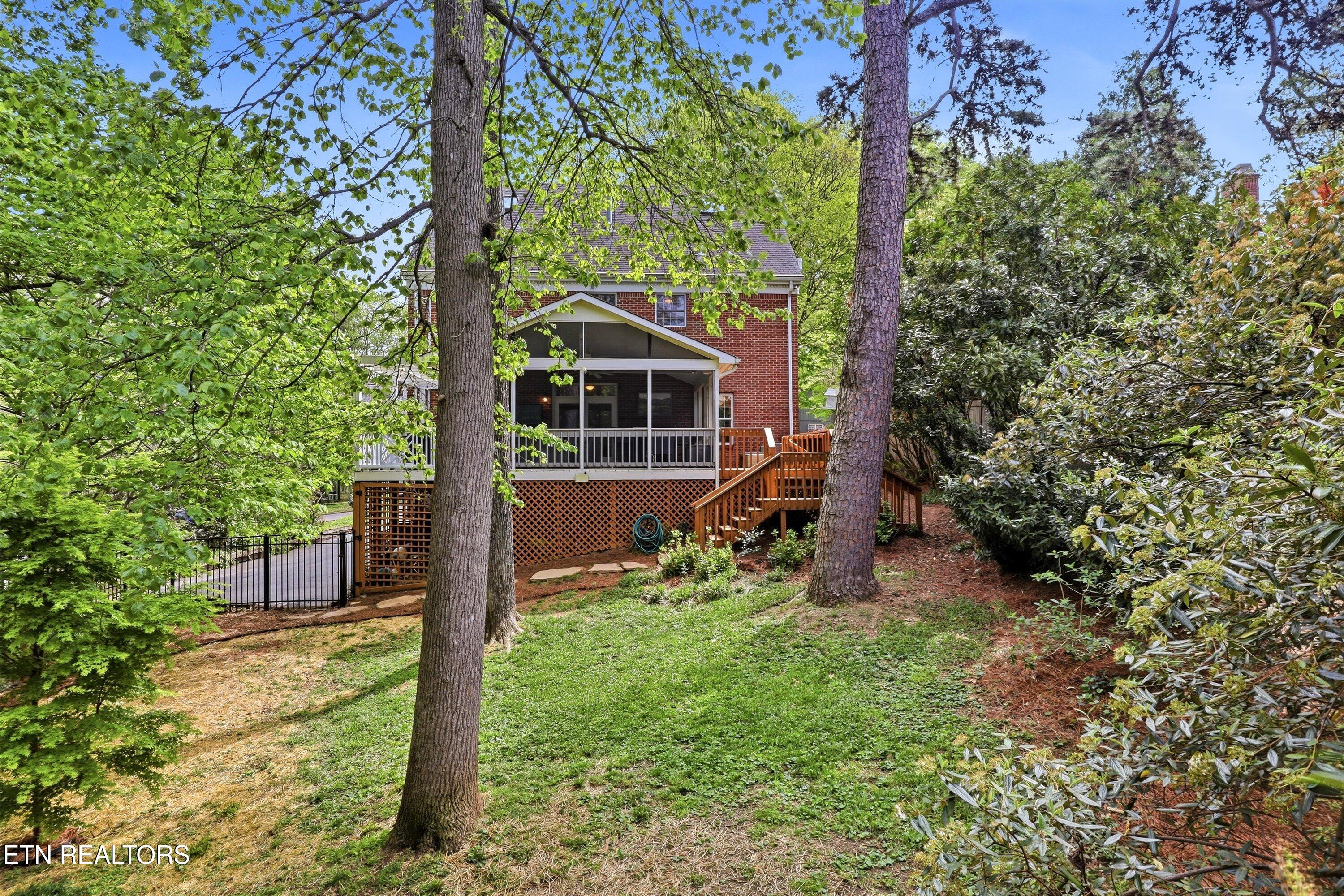 4141 Forest Glen Drive