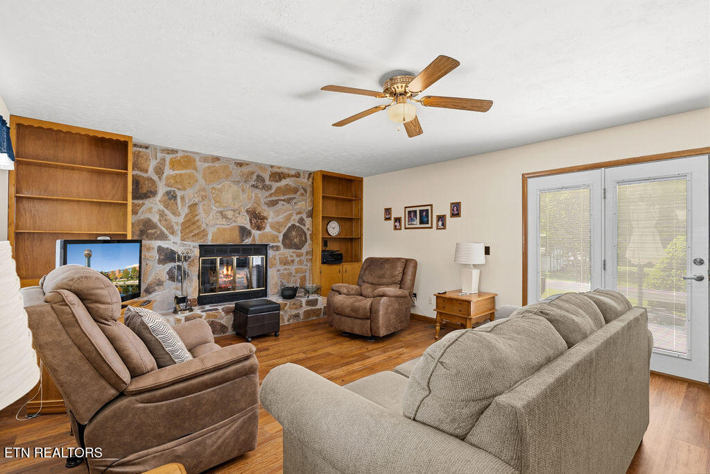 4616 Blairwood Drive