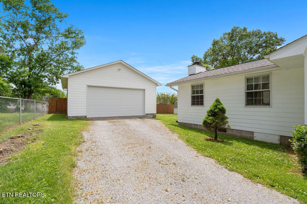 4616 Blairwood Drive