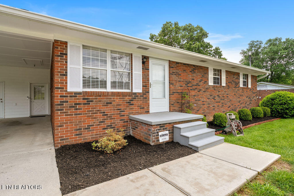 4616 Blairwood Drive