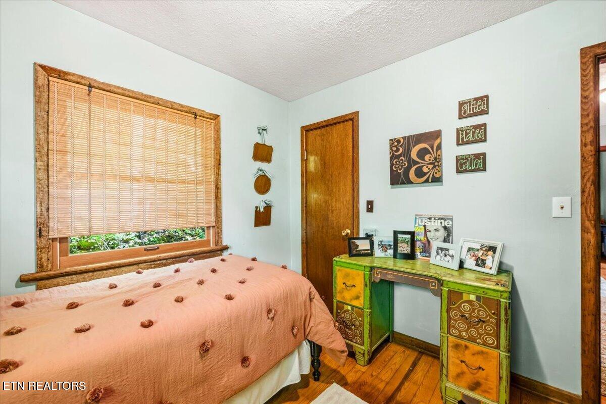 244 Lakeshore Drive