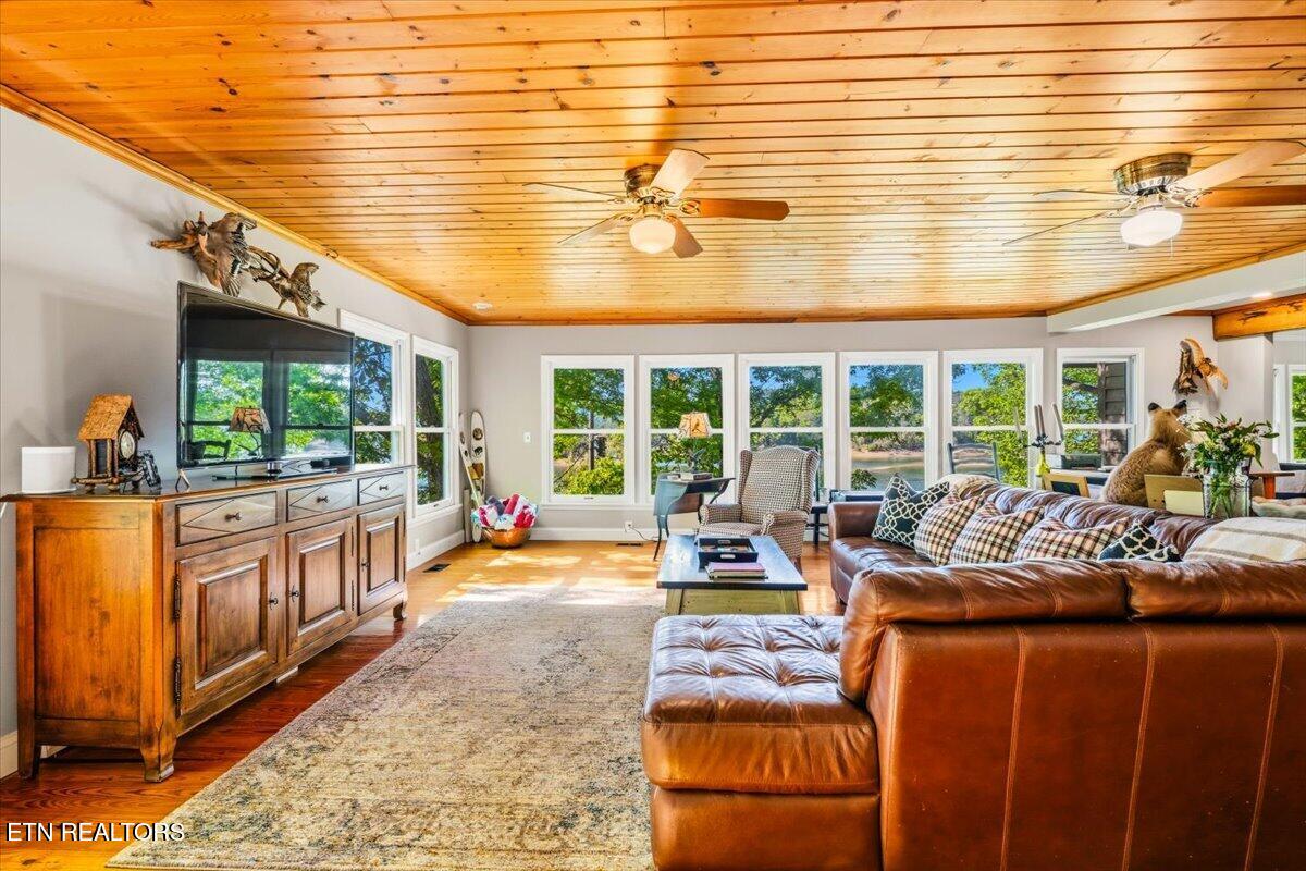 244 Lakeshore Drive