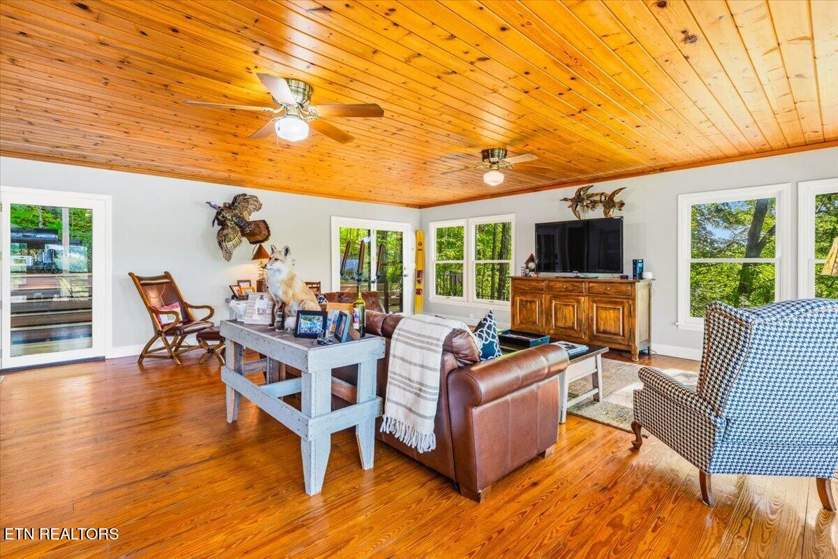 244 Lakeshore Drive