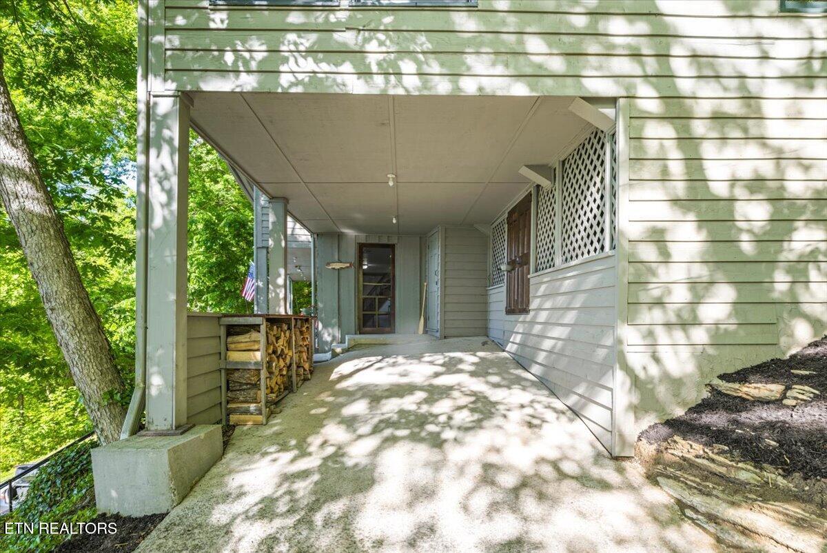 244 Lakeshore Drive