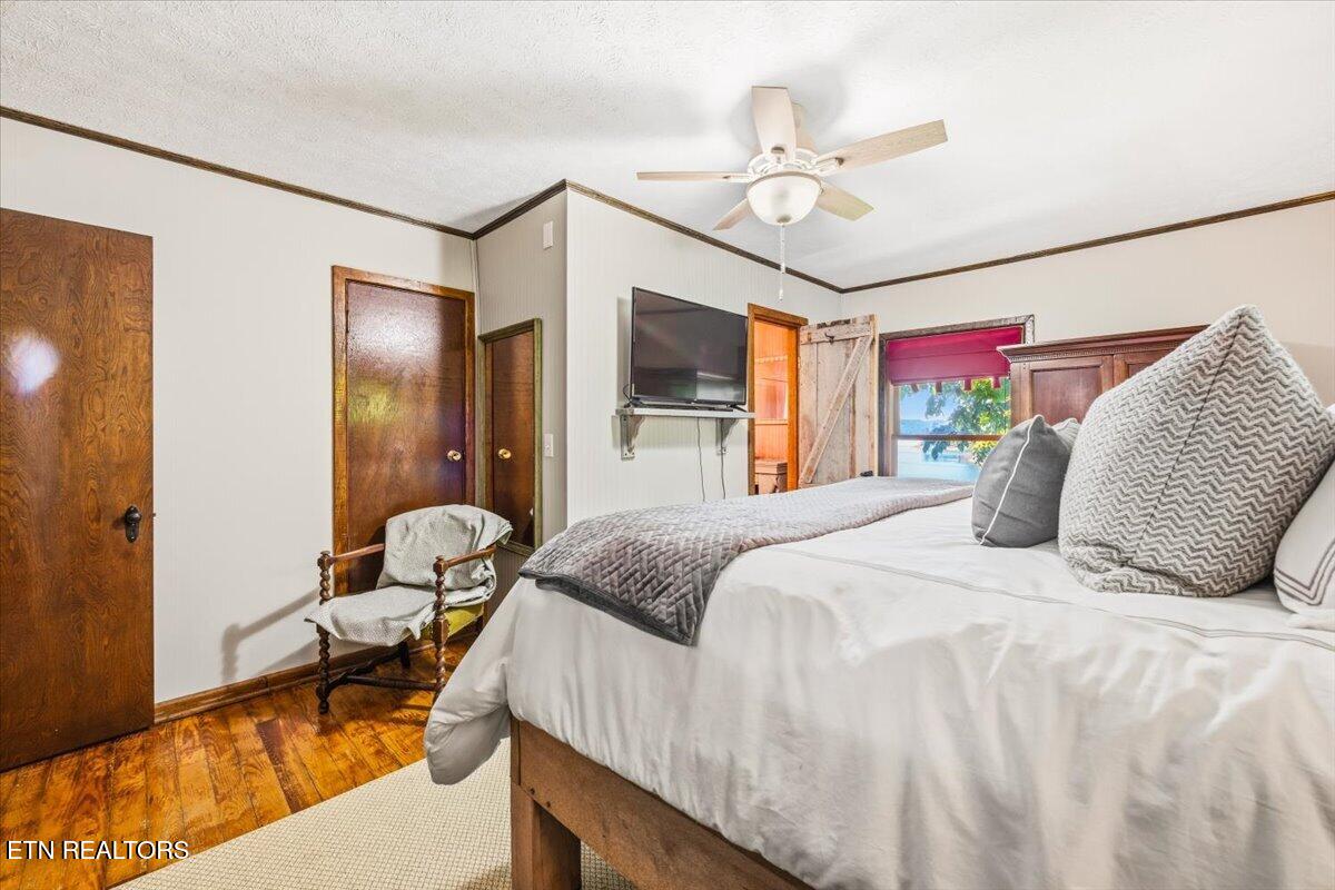 244 Lakeshore Drive