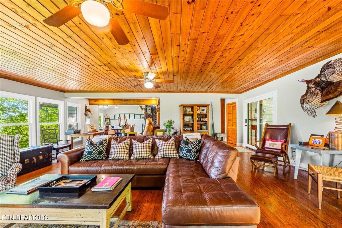 244 Lakeshore Drive