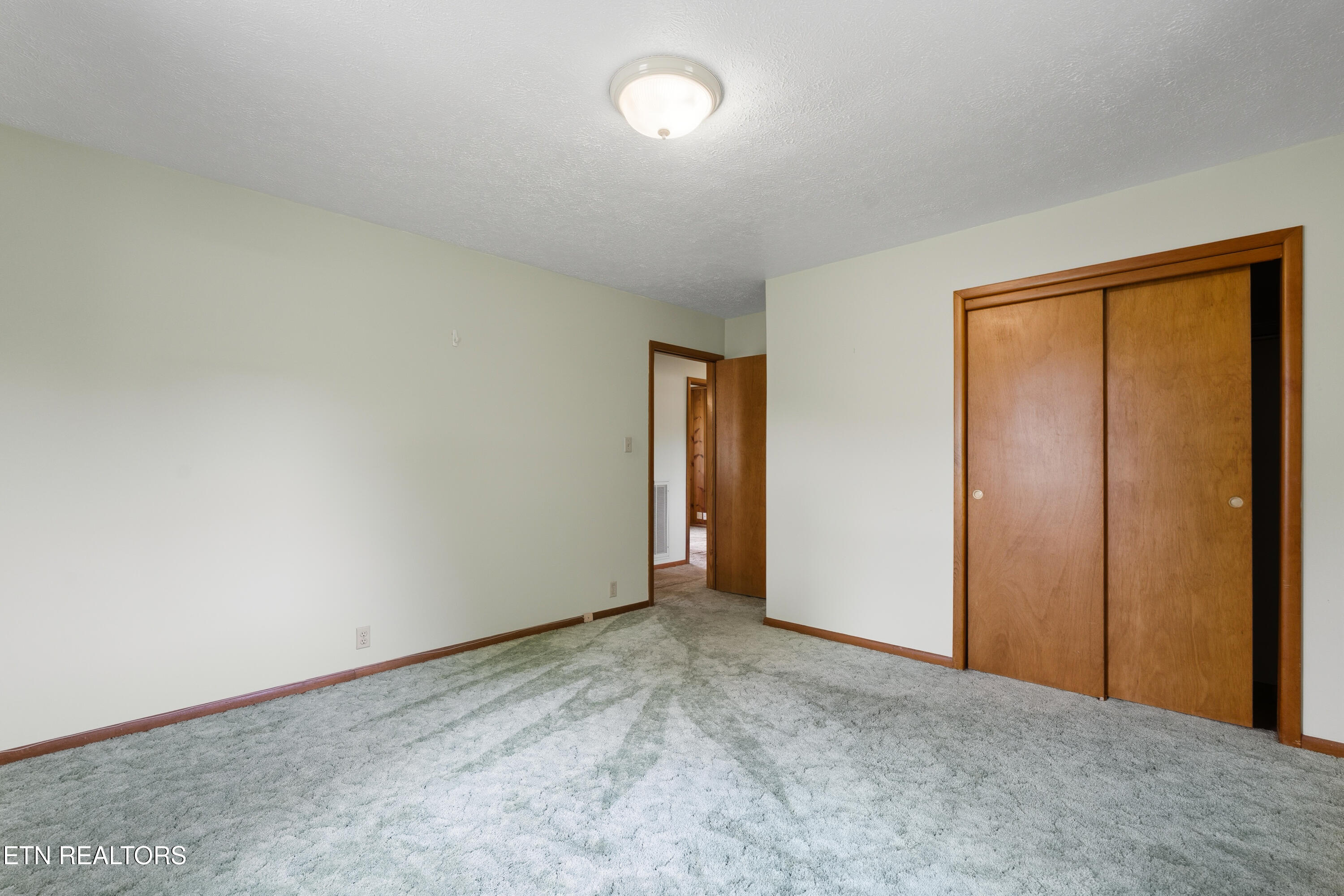 7005 Downing Drive