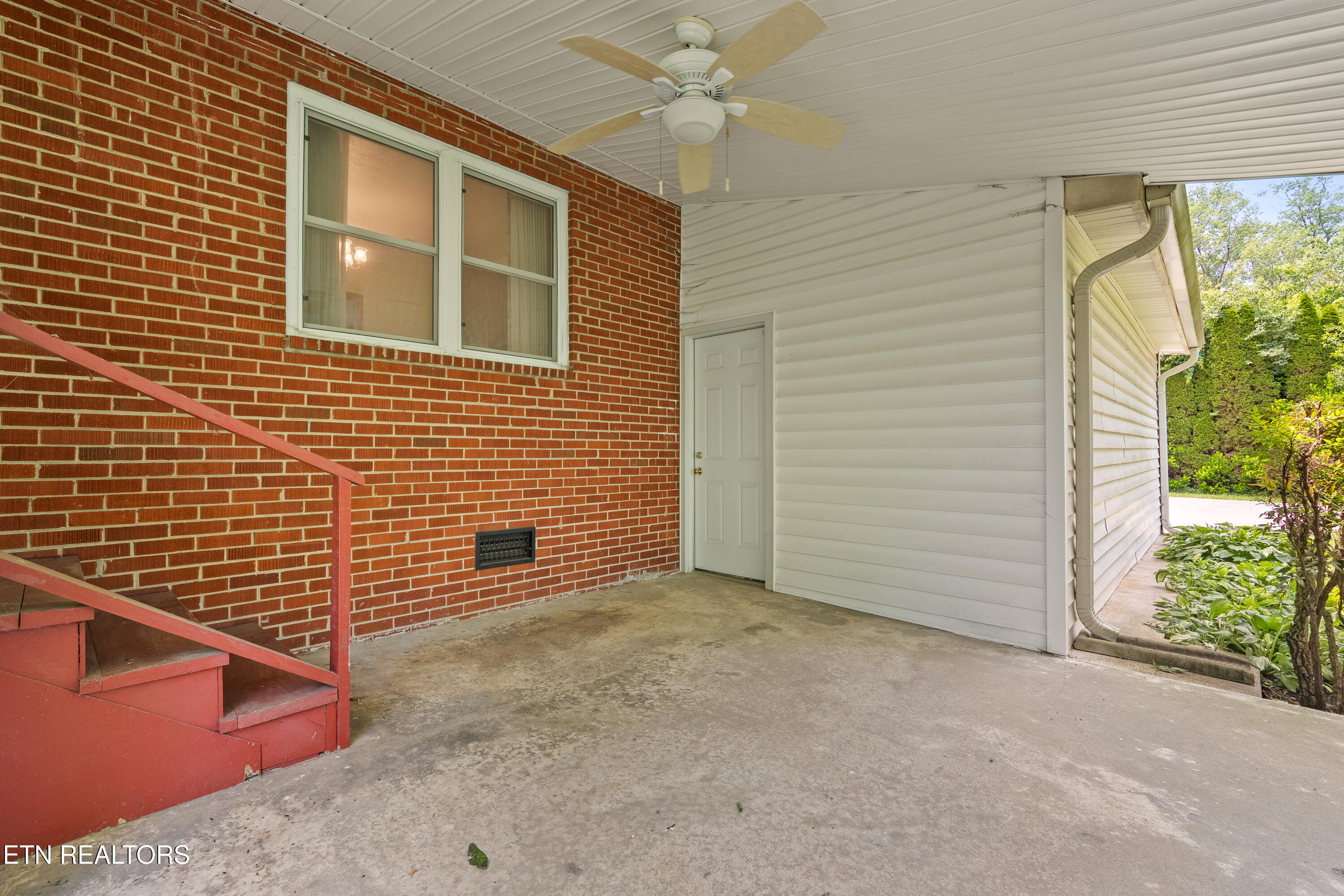 7005 Downing Drive
