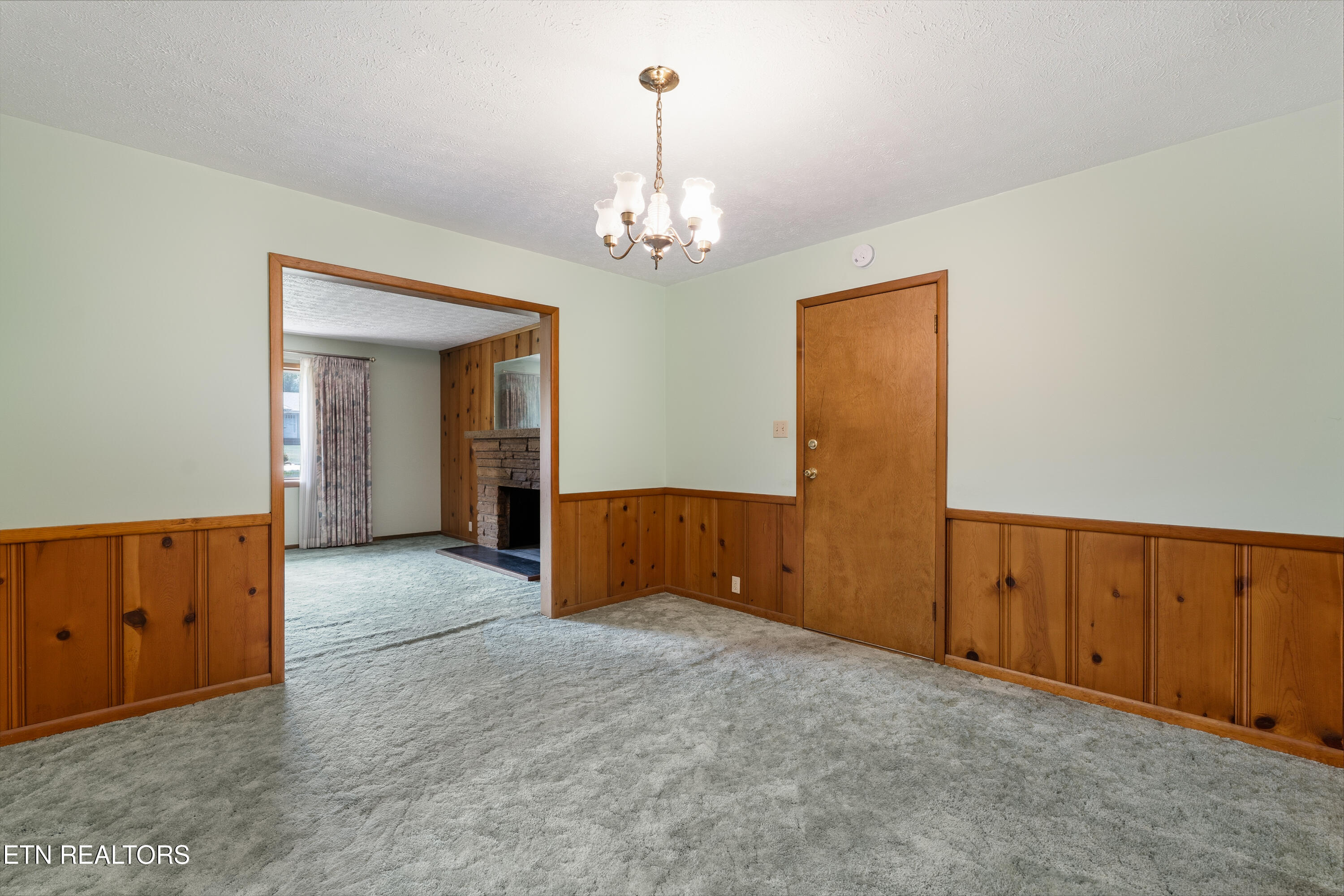 7005 Downing Drive