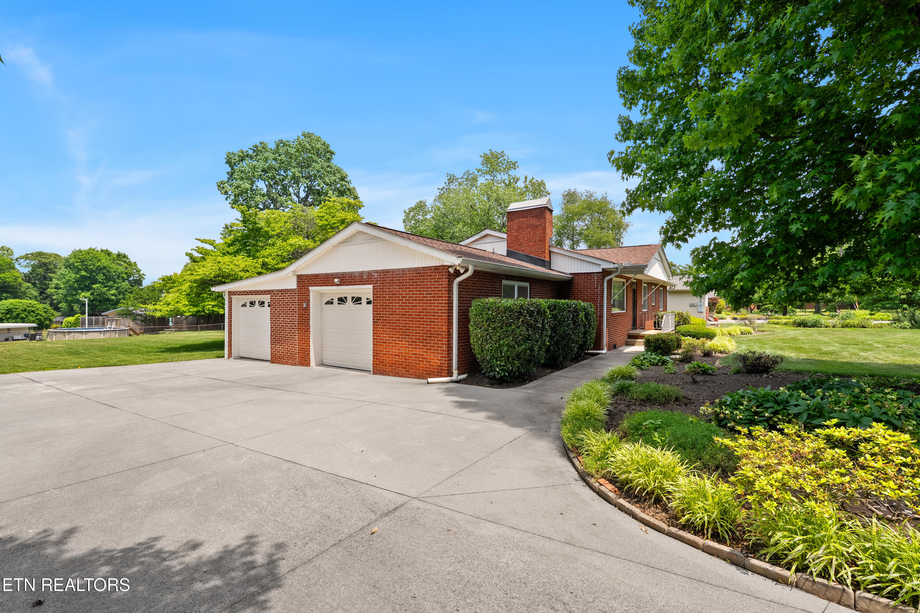 7005 Downing Drive
