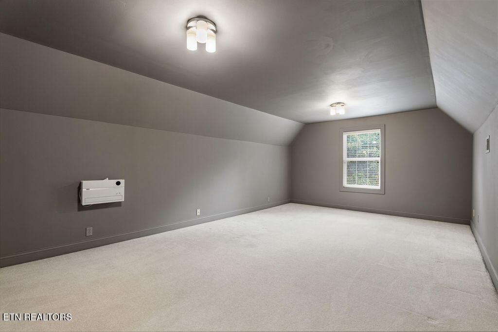 4713 Lyons View Pike