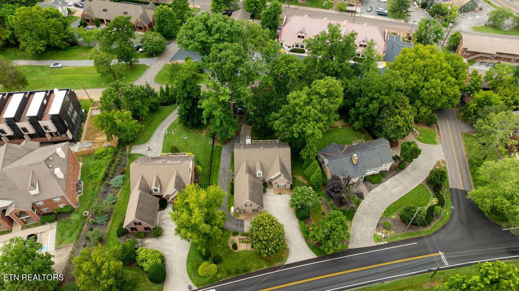 4713 Lyons View Pike