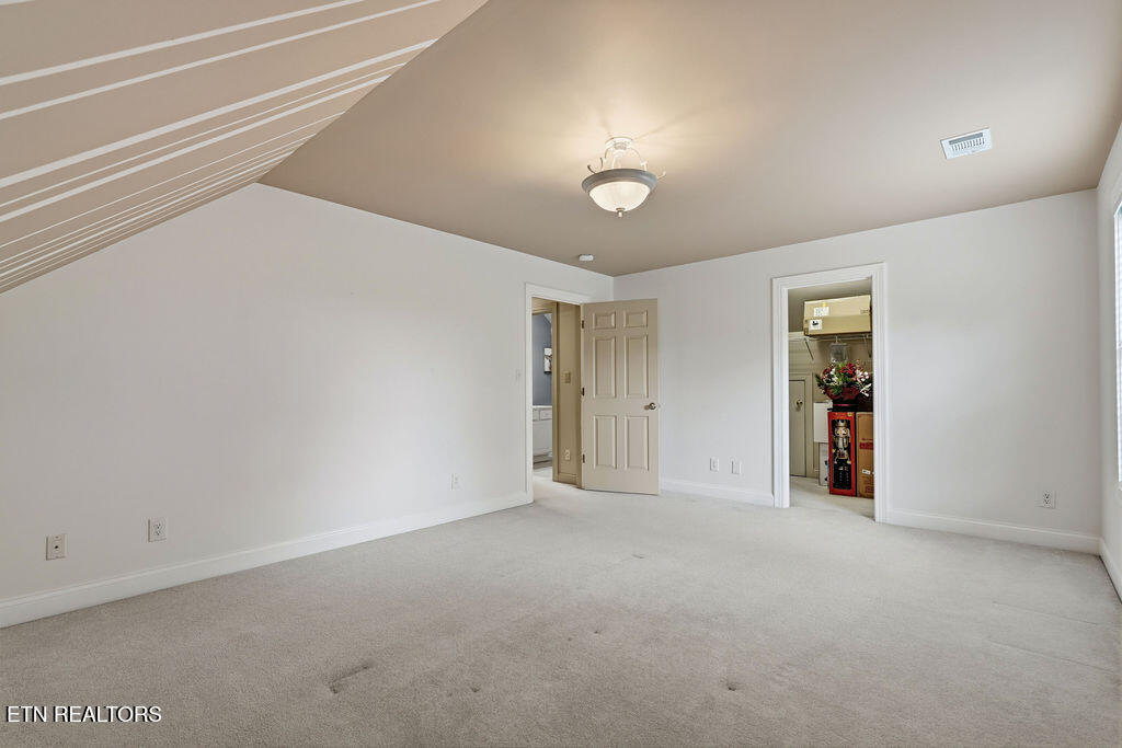 4713 Lyons View Pike