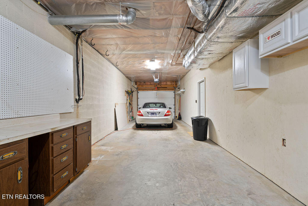 4713 Lyons View Pike