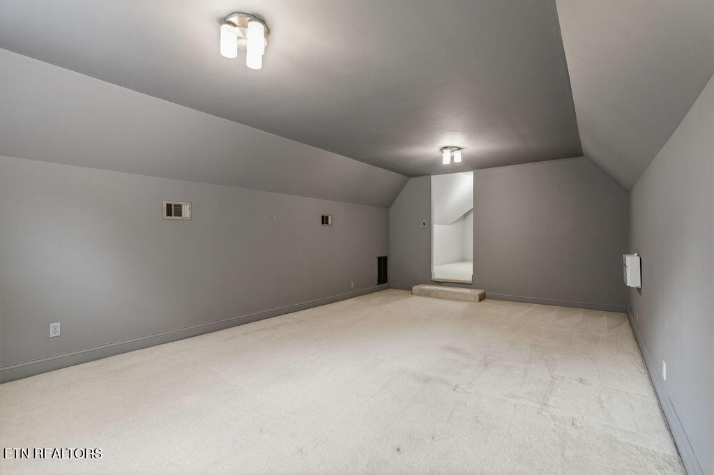4713 Lyons View Pike