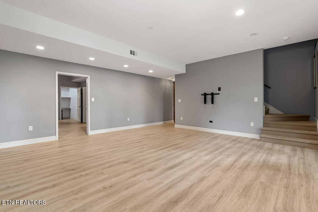 4713 Lyons View Pike