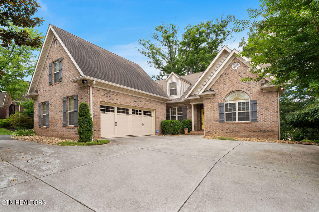 4713 Lyons View Pike