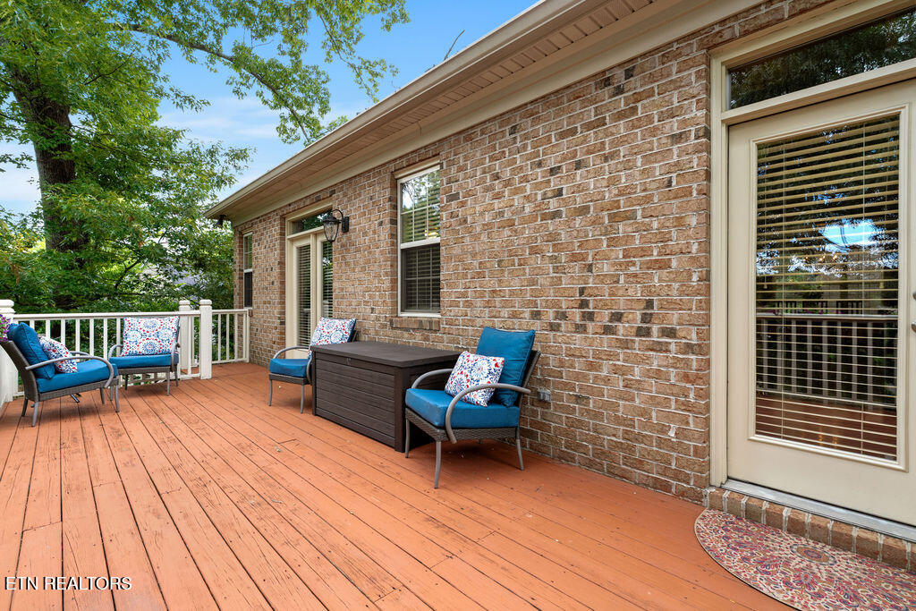 4713 Lyons View Pike