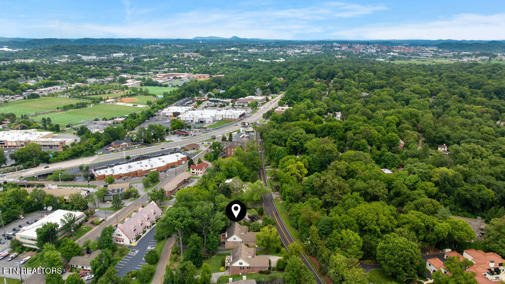 4713 Lyons View Pike