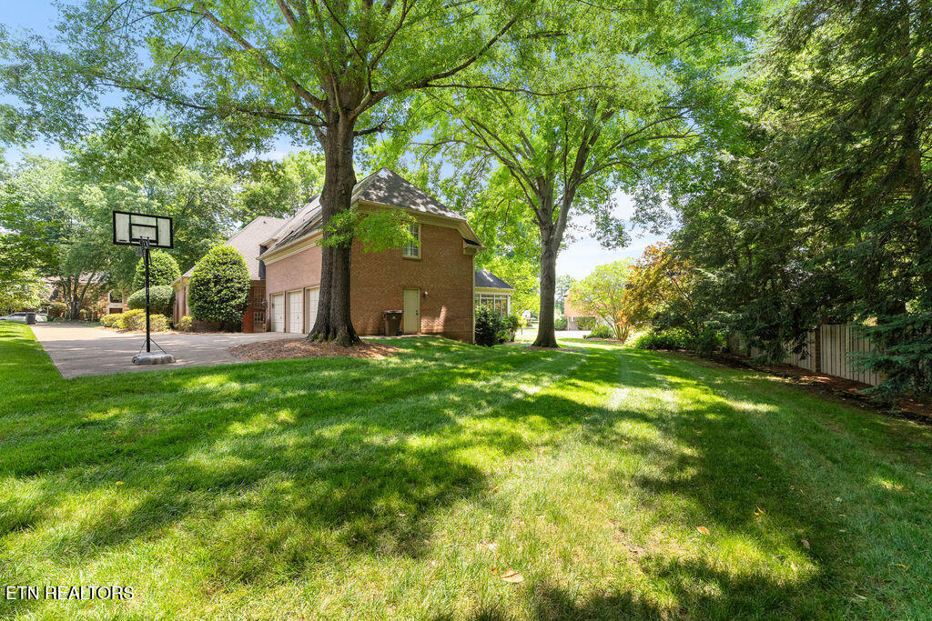7335 Misty Meadow Place