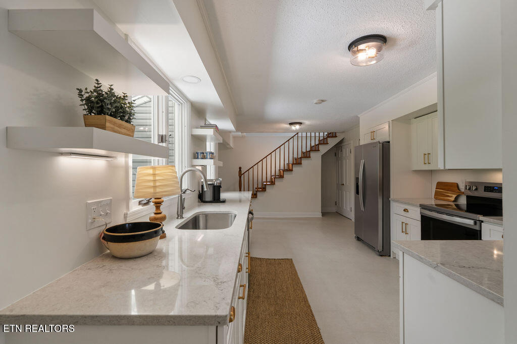 442 Circle Hill Drive