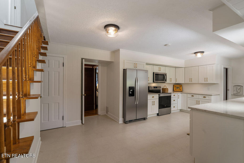 442 Circle Hill Drive