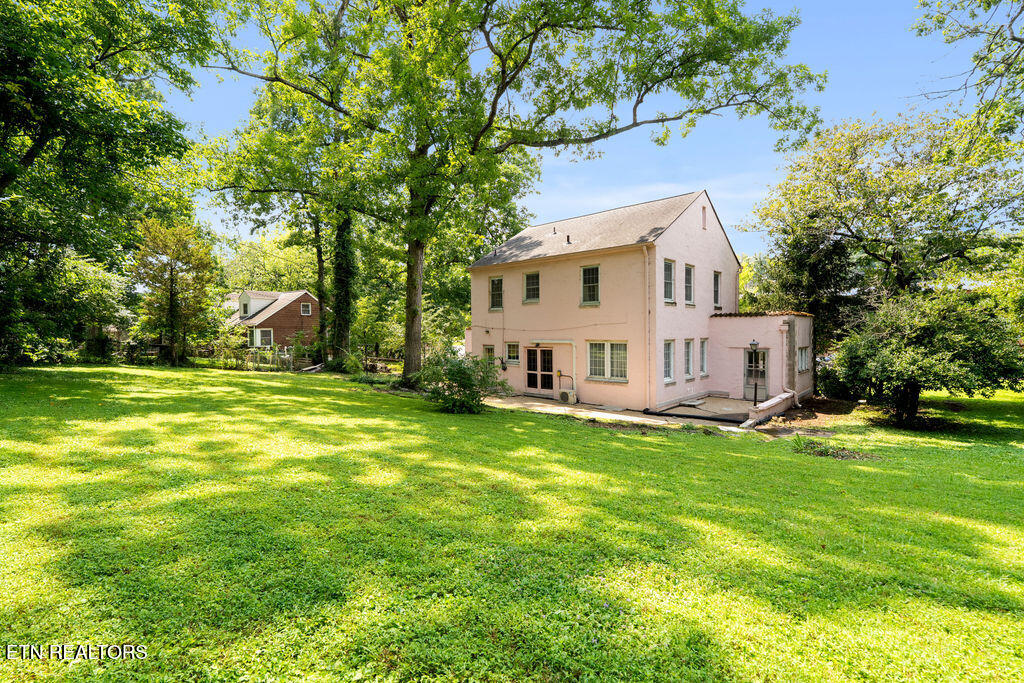 3422 Glenhurst Rd