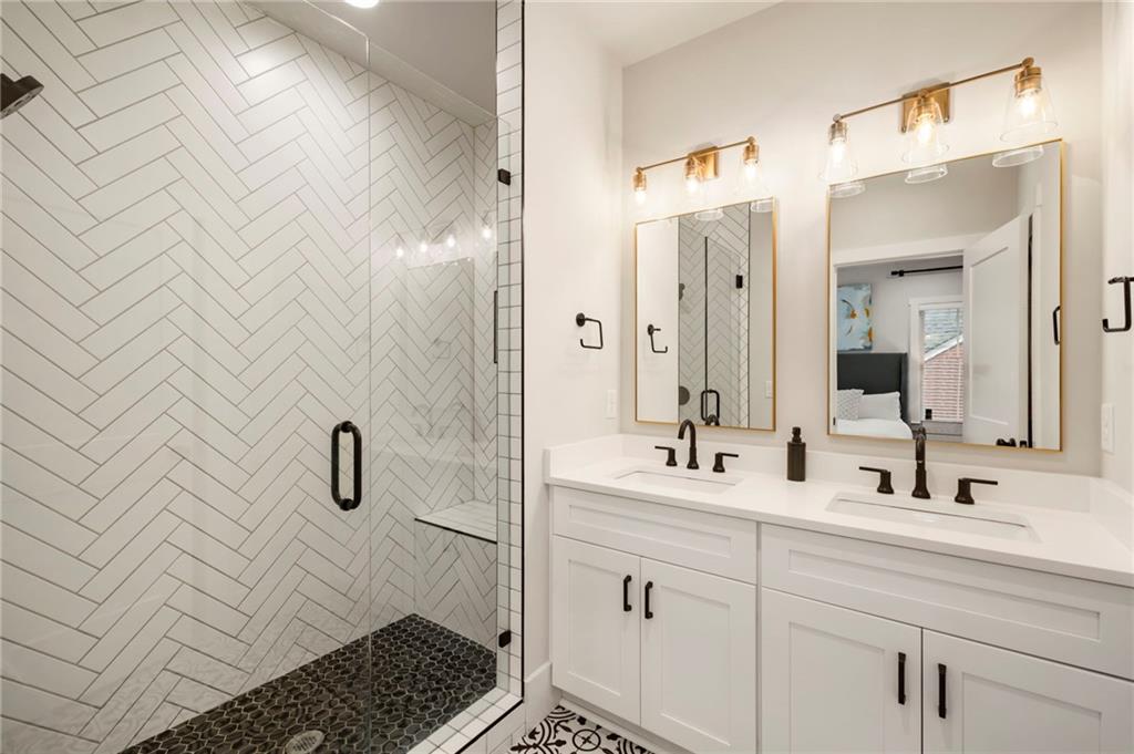 790 Highland Terrace NE