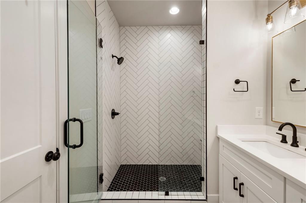 790 Highland Terrace NE