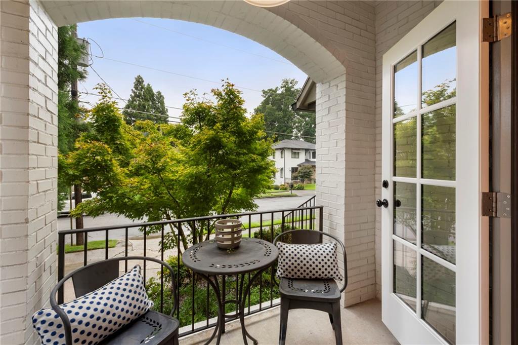 790 Highland Terrace NE