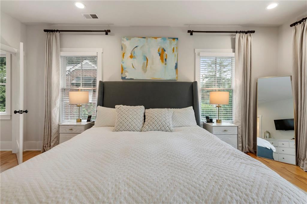 790 Highland Terrace NE