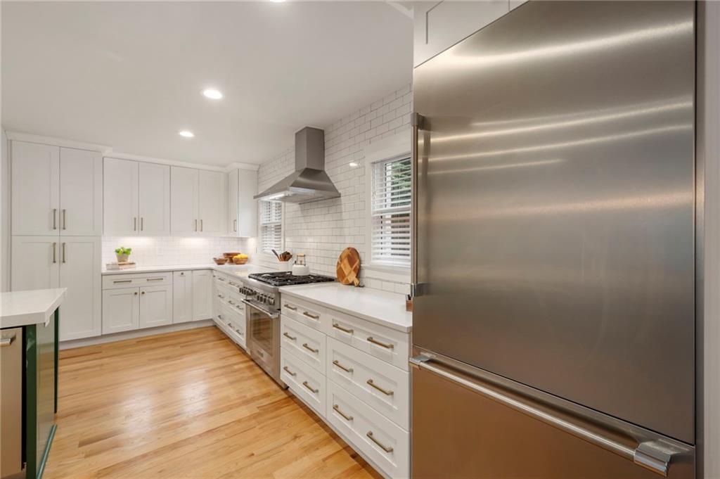 790 Highland Terrace NE