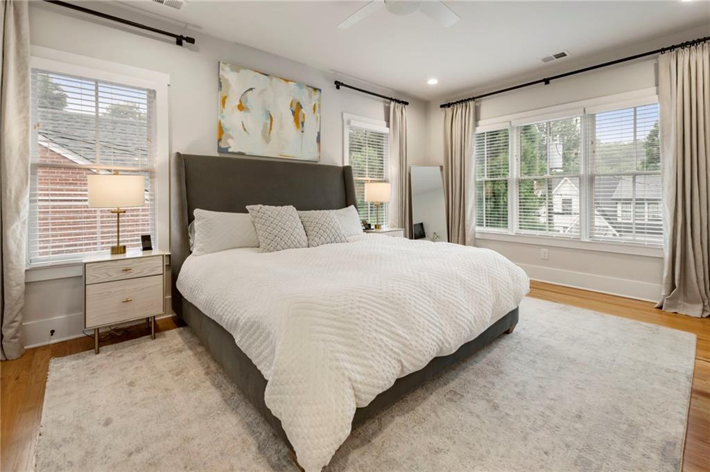 790 Highland Terrace NE