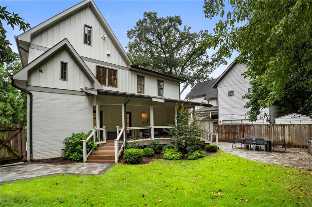 790 Highland Terrace NE