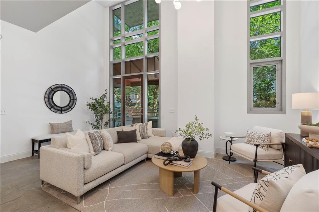 905 Juniper Street NE Unit 116