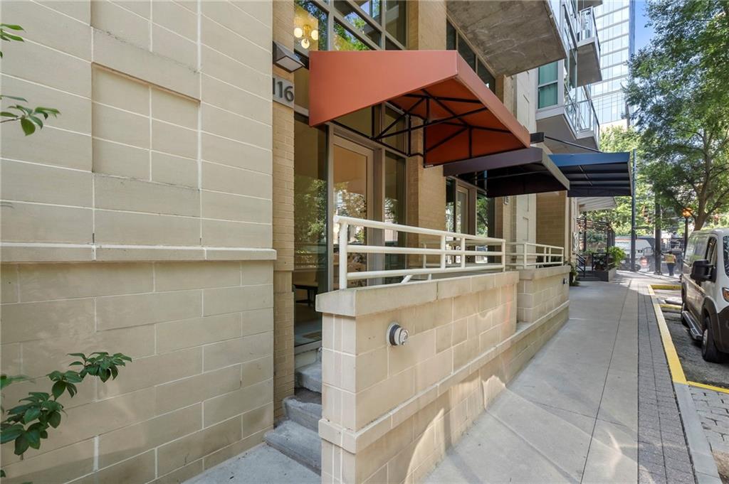 905 Juniper Street NE Unit 116
