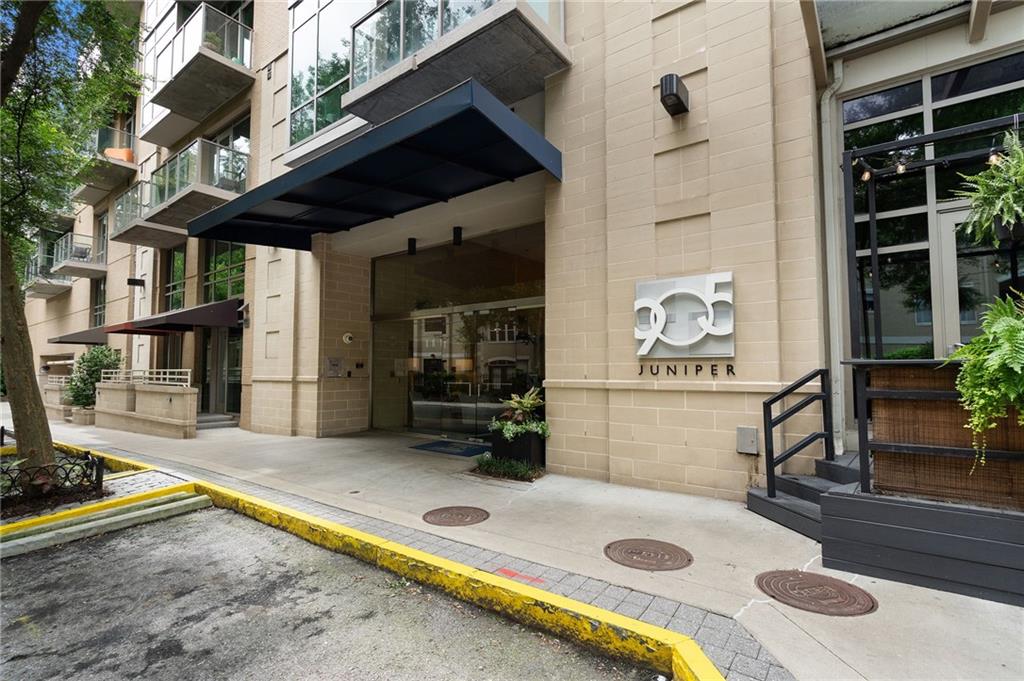 905 Juniper Street NE Unit 116