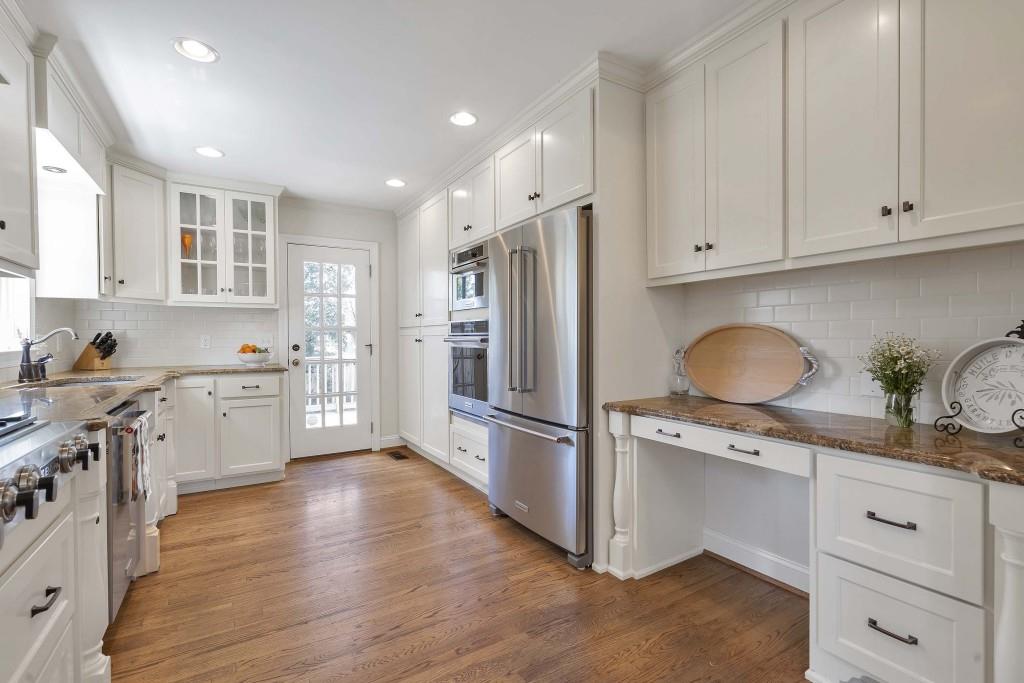 225 Midvale Drive NE