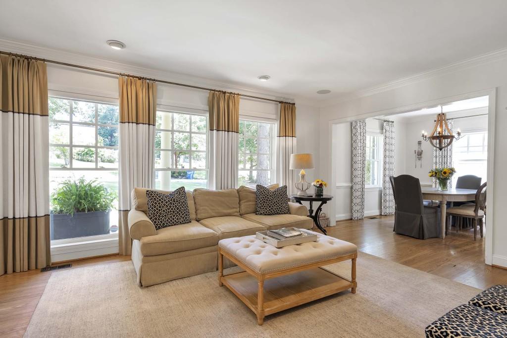 225 Midvale Drive NE