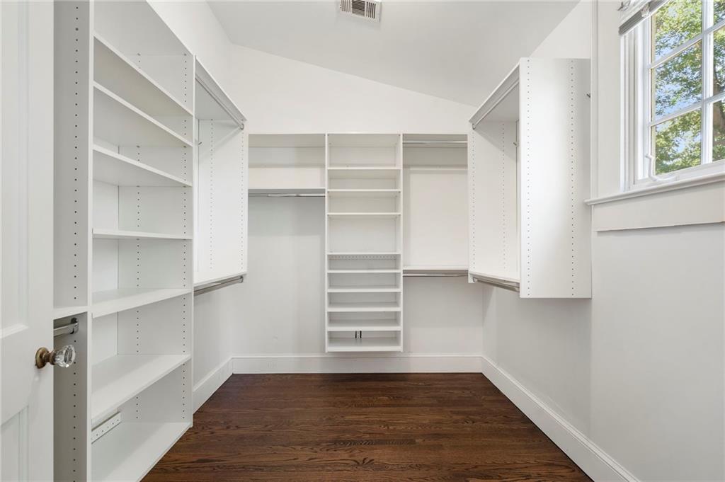 1144 Zimmer Drive NE