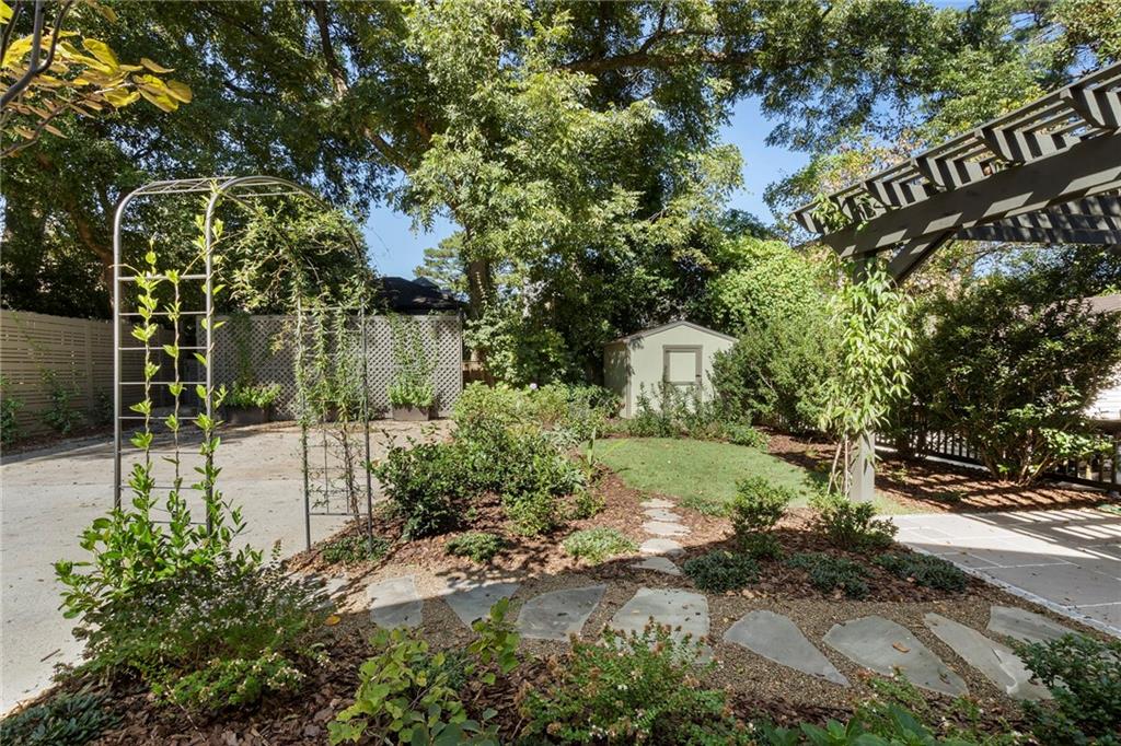 1144 Zimmer Drive NE