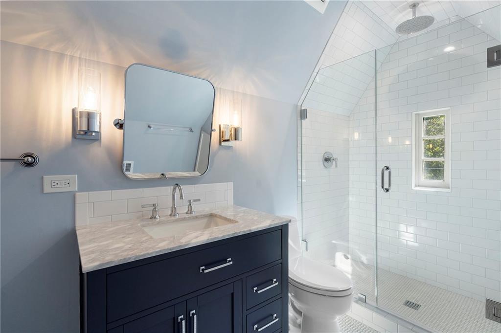 1144 Zimmer Drive NE