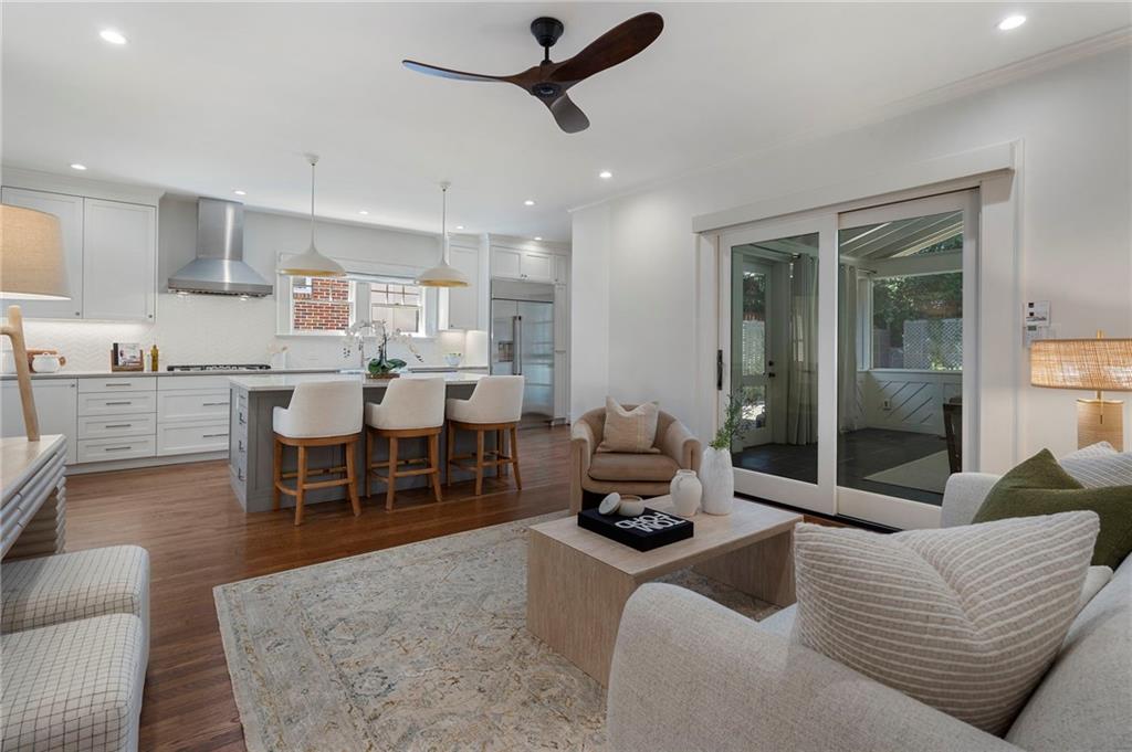 1144 Zimmer Drive NE