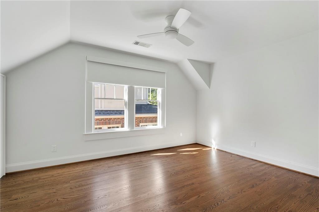 1144 Zimmer Drive NE