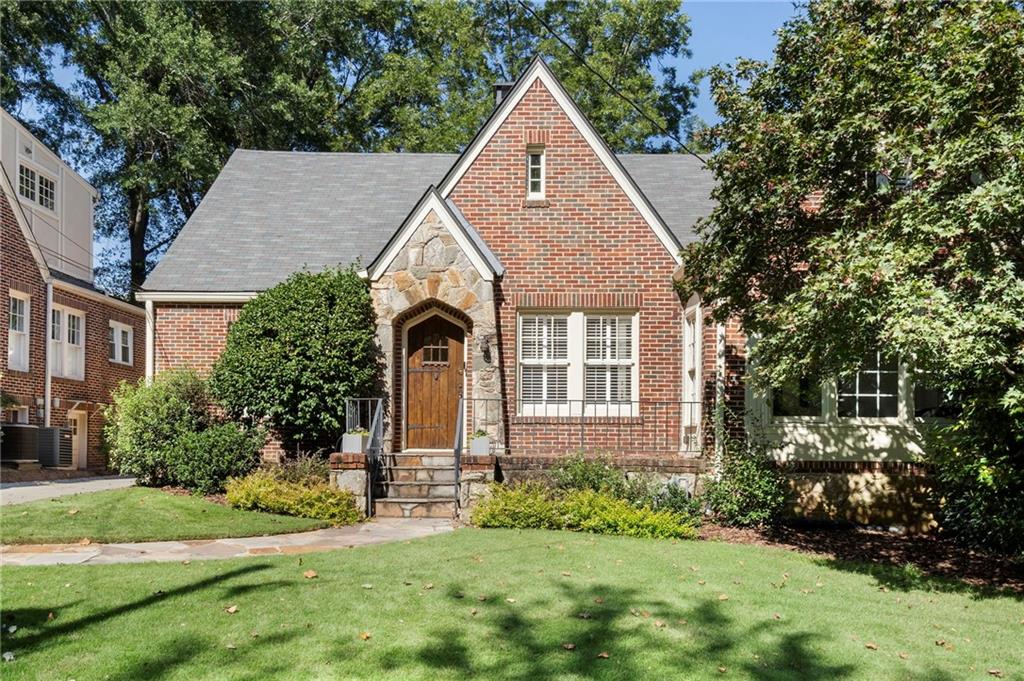 1144 Zimmer Drive NE