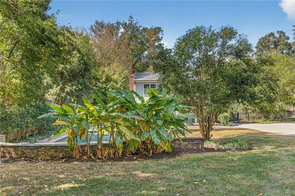 2143 Ponce De Leon Avenue NE