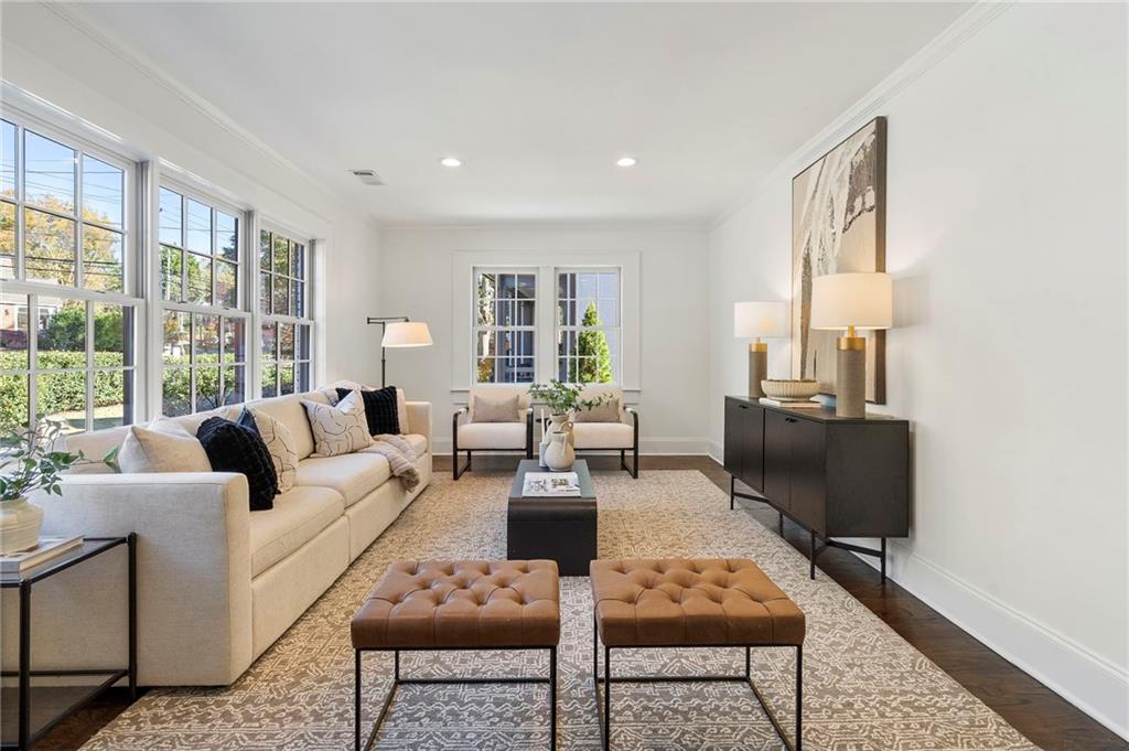 1605 Johnson Road NE