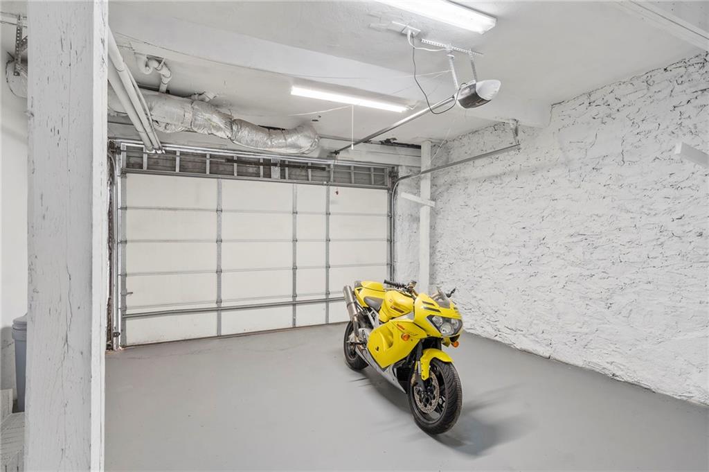 1605 Johnson Road NE