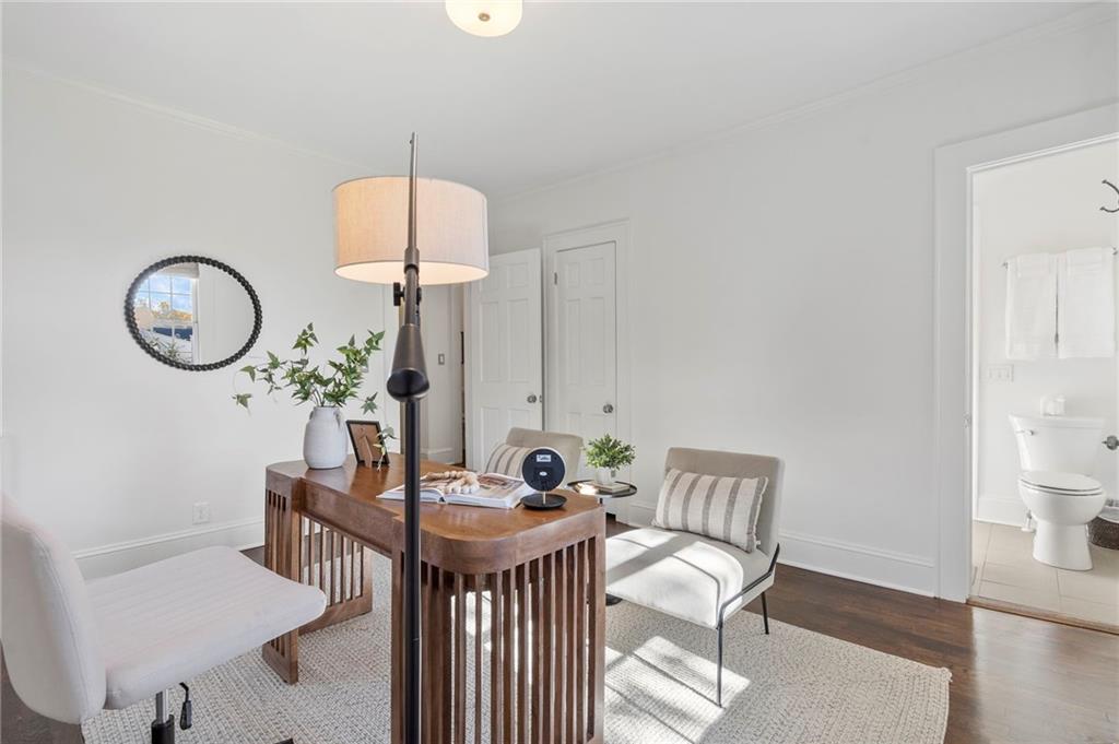 1605 Johnson Road NE