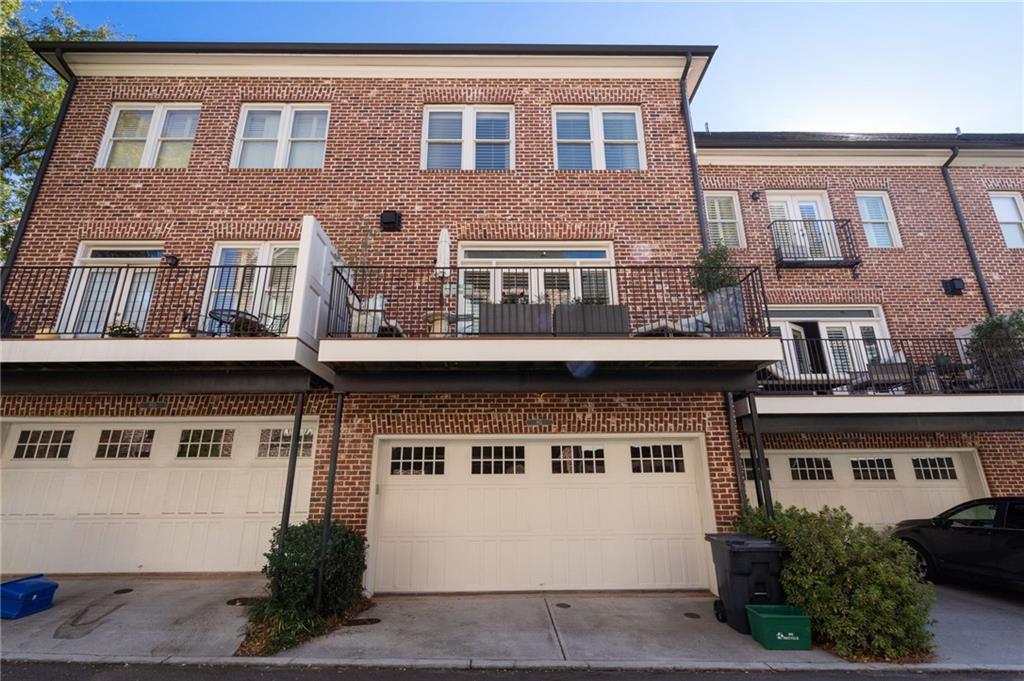 861 Lullwater Park Lane